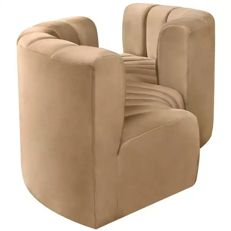 Canapé modulaire Arc Velvet – Canapé incurvé capitonné marron avec profonds surpiqûres verticales, design contemporain