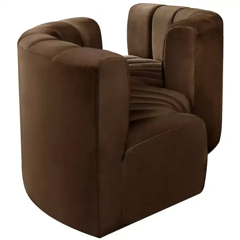 Canapé modulaire Arc Velvet – Canapé incurvé capitonné marron avec profonds surpiqûres verticales, design contemporain