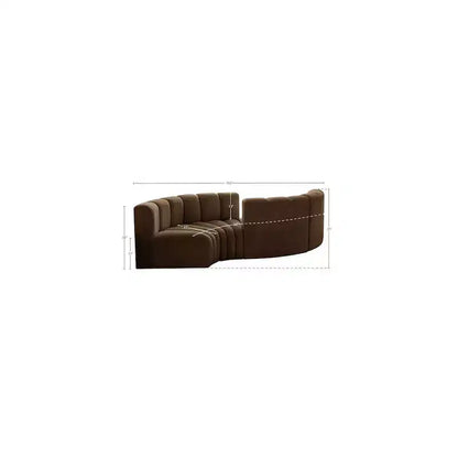 Canapé modulaire Arc Velvet – Canapé incurvé capitonné marron avec profonds surpiqûres verticales, design contemporain